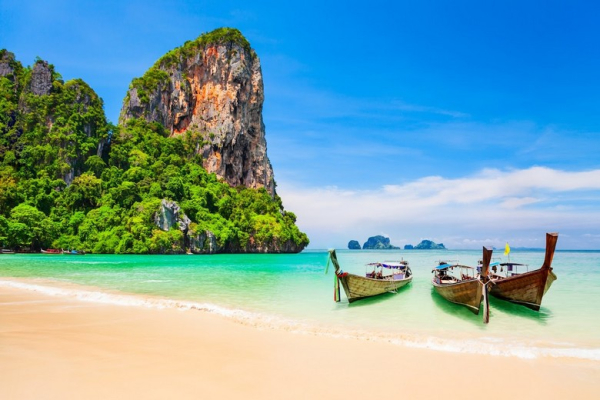 Có Nên Gộp Bangkok Với Phuket Trong Một Chuyến? Phân Tích Số Ngày, Chi Phí Bay Nội Địa Và Ai Nên Làm