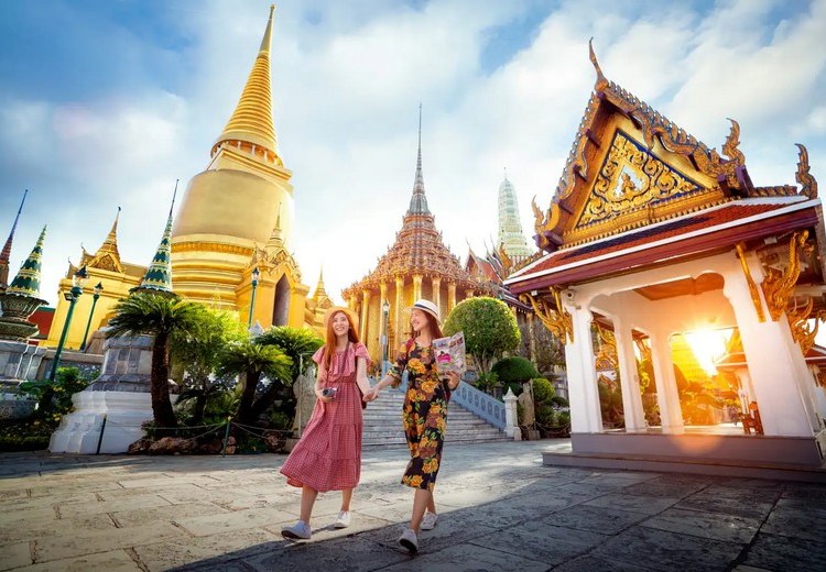 Đi Thái Lan có bị lệch giờ không, làm sao đỡ mệt khi bay?